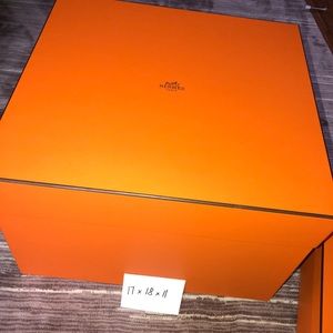 Hermes box